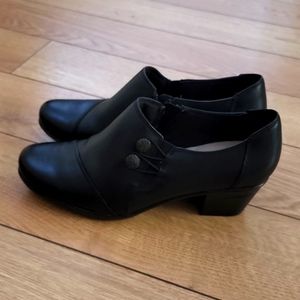 Womens / Ladies Clark's Ultimate Comfort Collection Black Dress Shoes Sz. 8-1/2